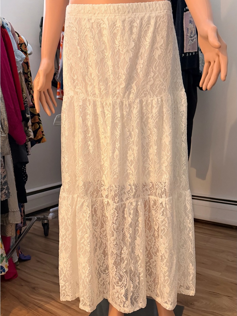 ROMWE White Lace Tiered Maxi Skirt, Size Large